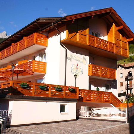 Hotel Garni Villanova Молвена Екстериор снимка